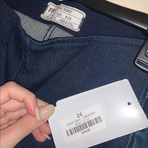 Free People Stretch Flare Jeans - Picture 5 of 5